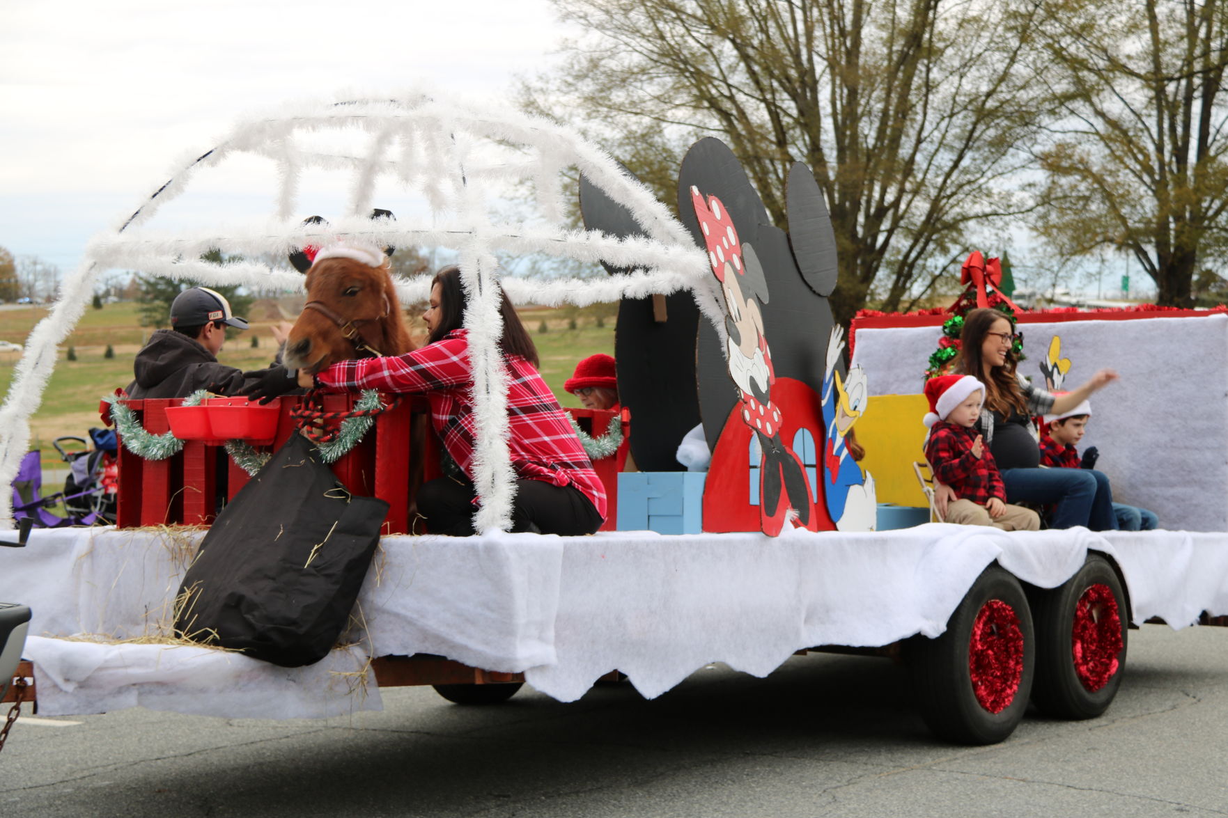 J. Iverson Riddle Christmas Parade 2018 (205).JPG